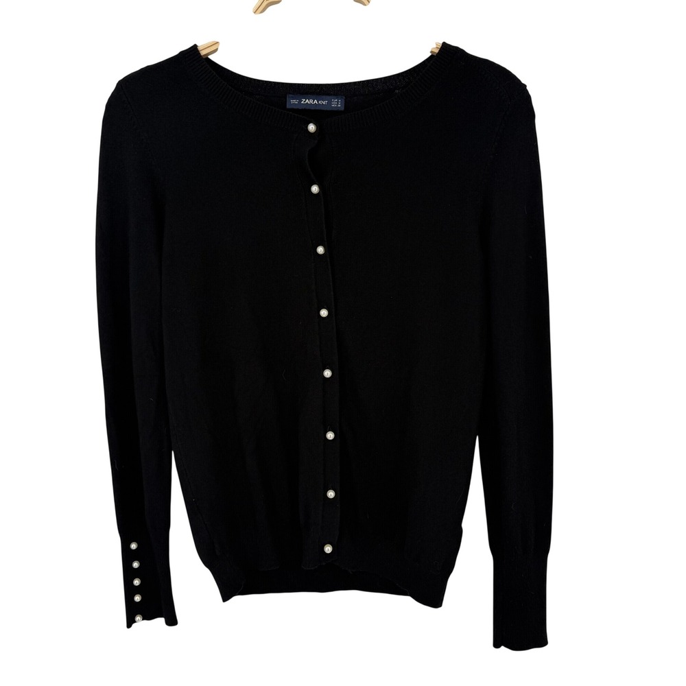 Zara Cardigan Womens Medium Black Excellent Pearl Button Crew Neck Fine Knit